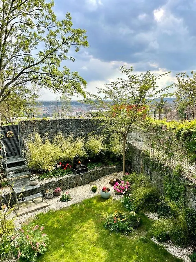 Romantic Stay Overlooking Prague