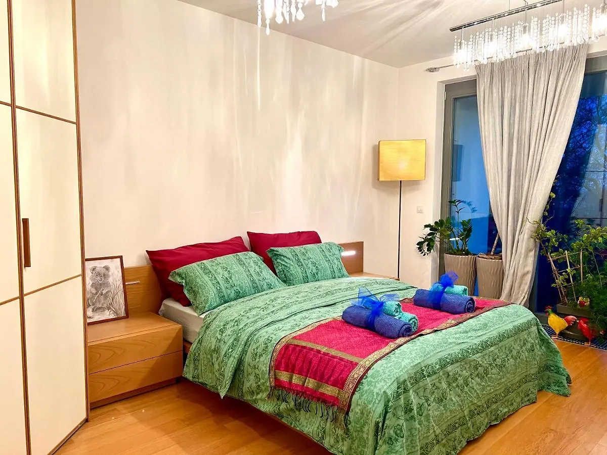 Romantic Stay Overlooking Prague