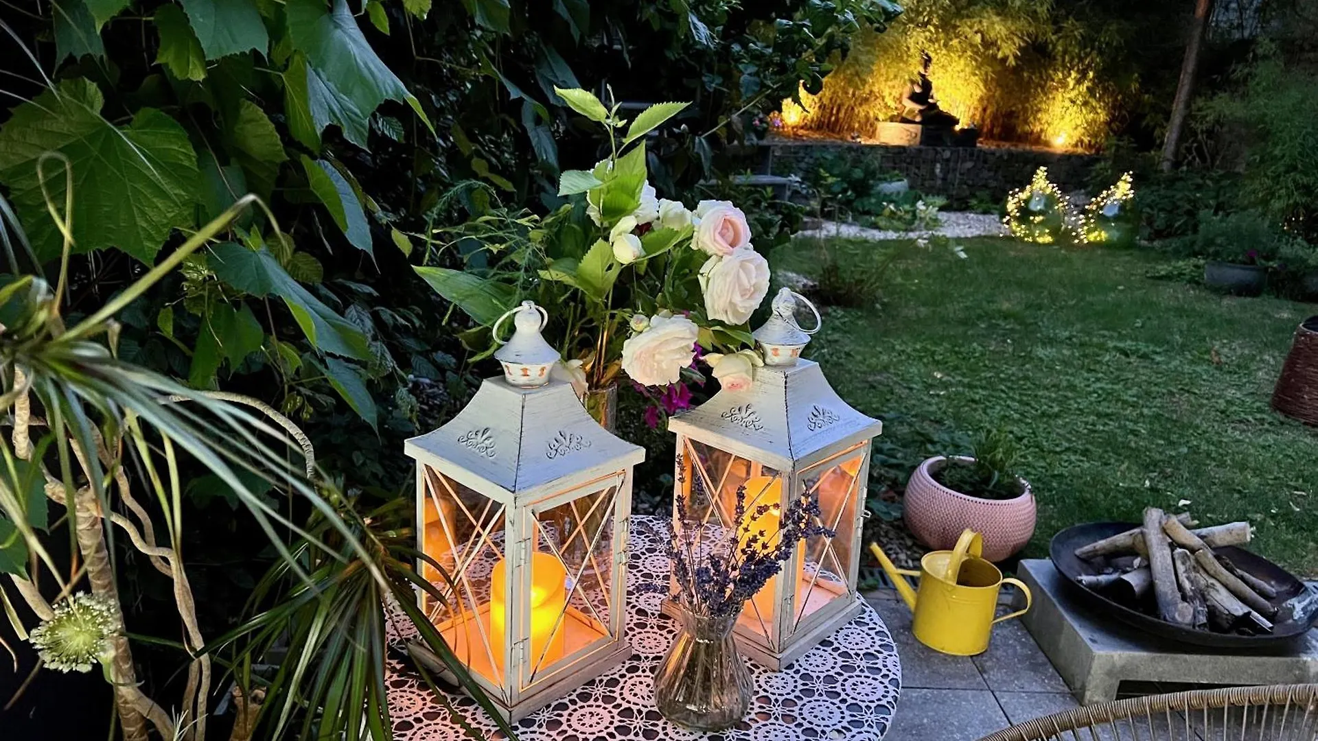 Romantic Stay Overlooking Prague Homestay